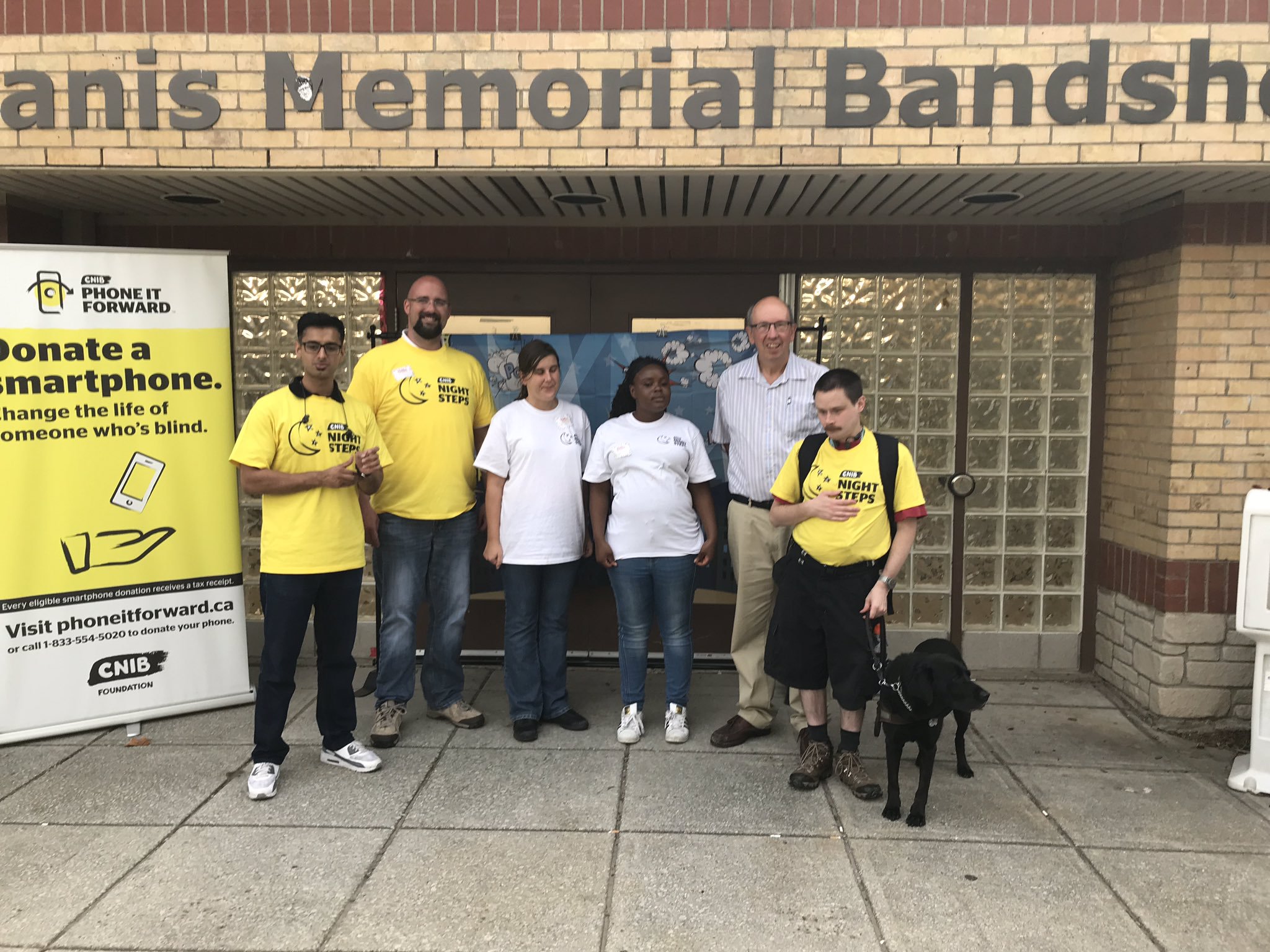 A group photo at CNIB Night Steps featuring Arjun Rijhwani, MPP Terence Kernaghan,  Volunteers and Peter Fleming from OTF. 