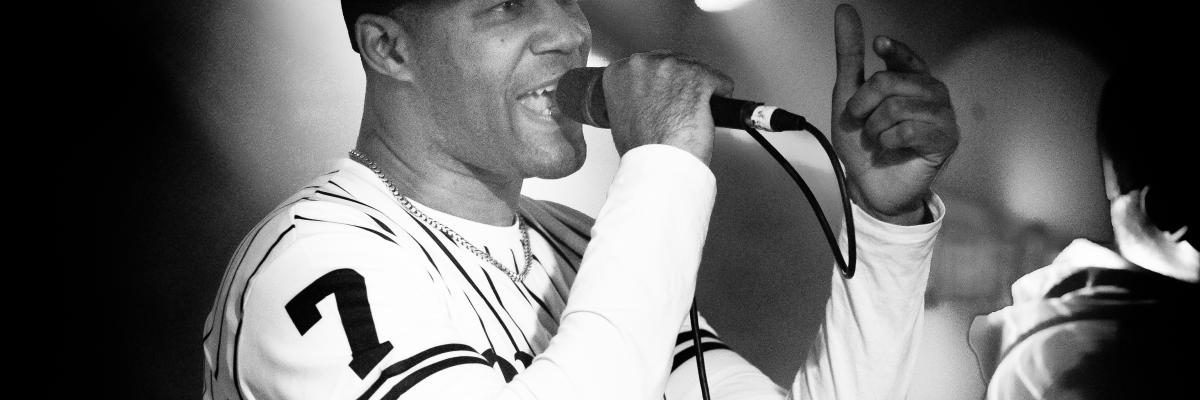 Jay Ross rapping in a hiphop collaboration with Teekay in Juliet's Castle club.