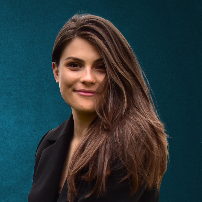 Samantha Moore headshot.